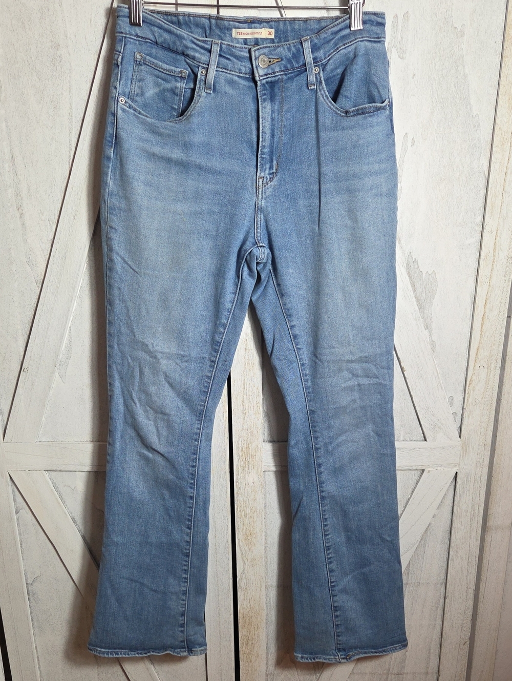 Levi's 725 High Rise Bootcut Jeans Size 30